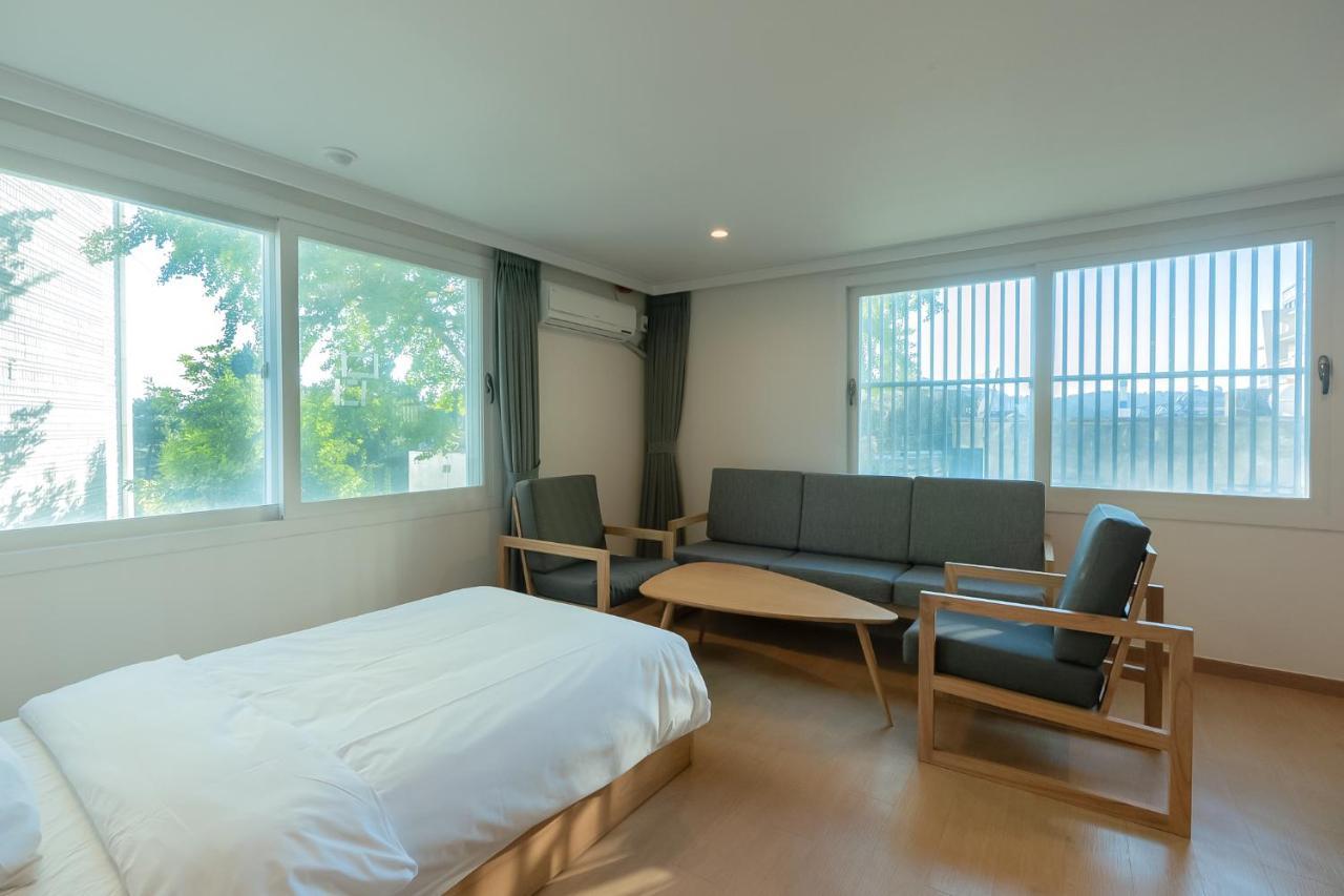 Heyy Seogwipo Hotel Экстерьер фото