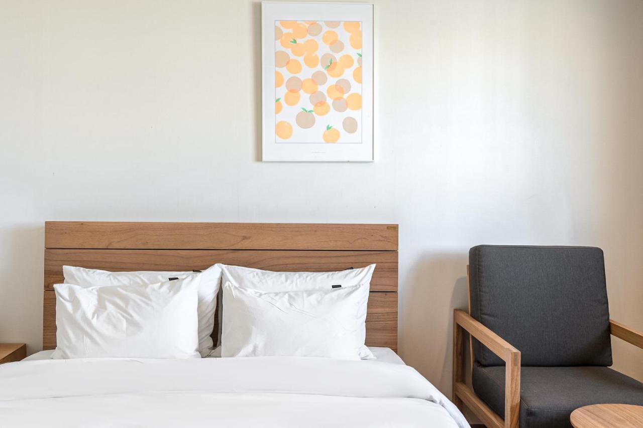 Heyy Seogwipo Hotel Экстерьер фото