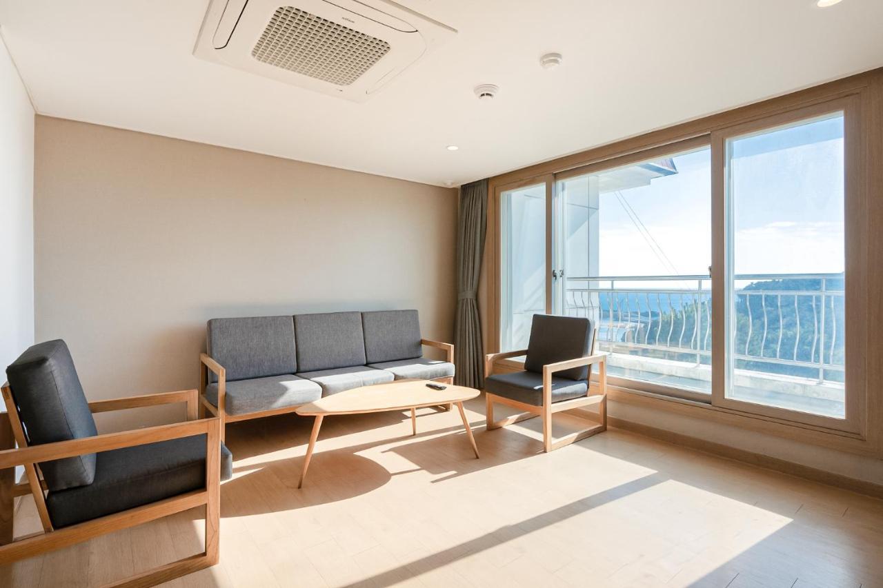 Heyy Seogwipo Hotel Экстерьер фото