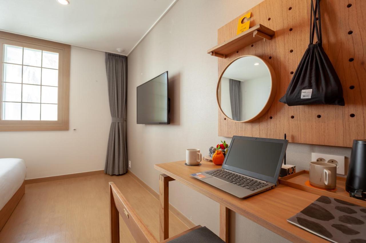 Heyy Seogwipo Hotel Экстерьер фото